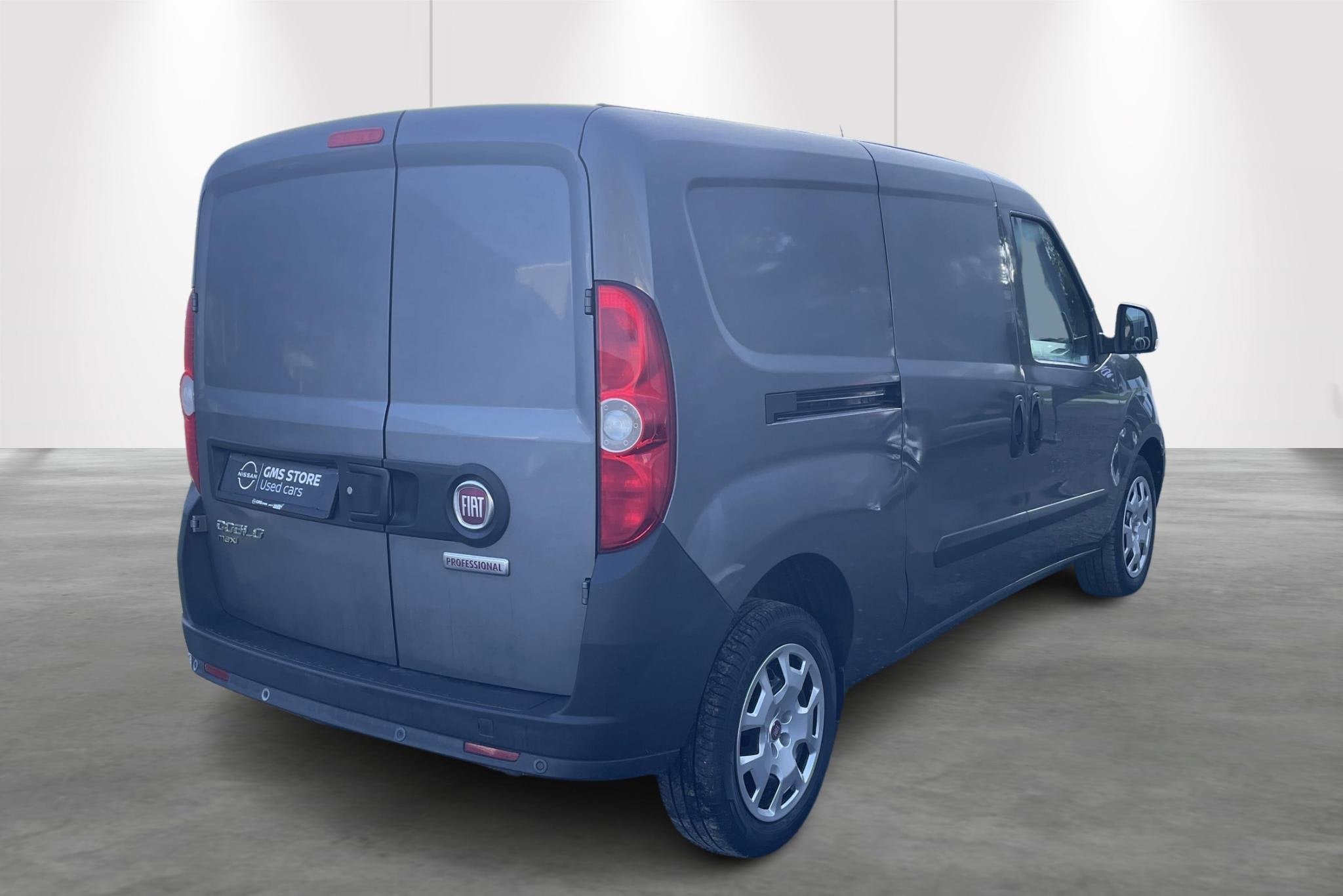 Fiat Doblo Cargo 1.6 Multijet 105 SX LWB 3 zit, Voorwielaandrijving, 4 deurs, Gebruikt, 4 cilinders