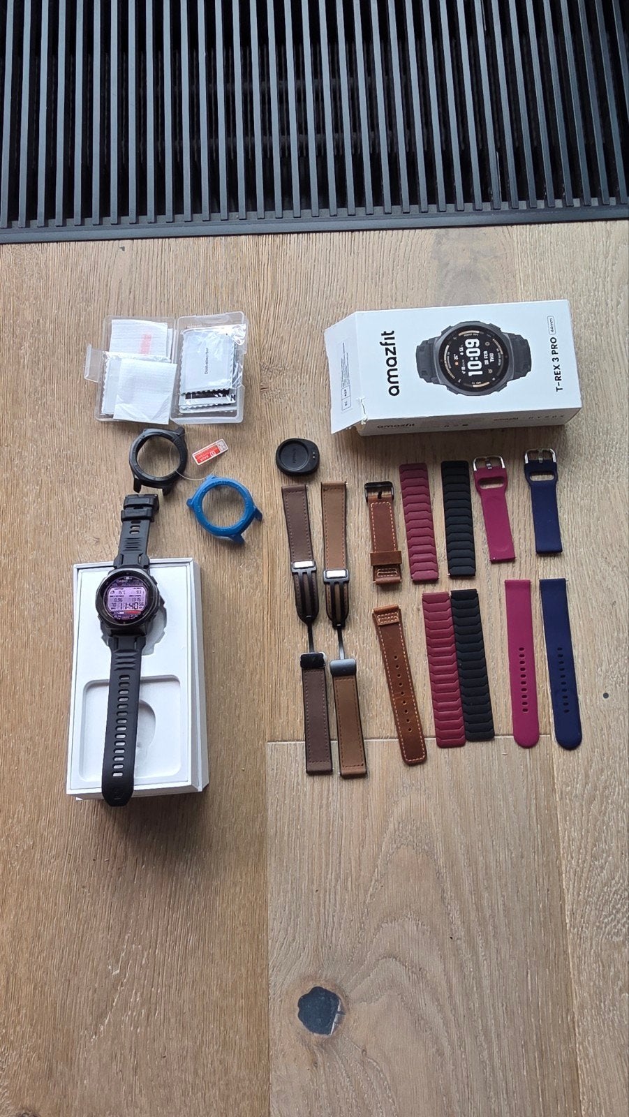 Amazfit T-Rex 3 Pro 44mm + 9 Straps  Warranty, Enlèvement ou Envoi, GPS