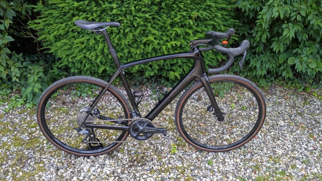 Trek Domane SL6 Matte/Gloss Black - Ultegra - Maat 58, 28 inch, Carbon, 10 tot 15 versnellingen, 57 tot 61 cm