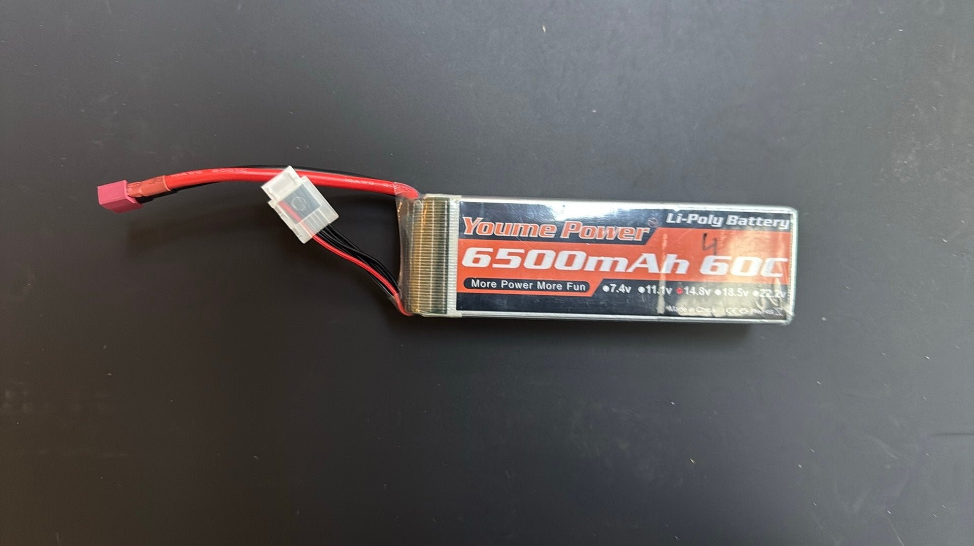 Lipo 4s 6500 mah, Hobby en Vrije tijd, Ophalen of Verzenden, Zo goed als nieuw