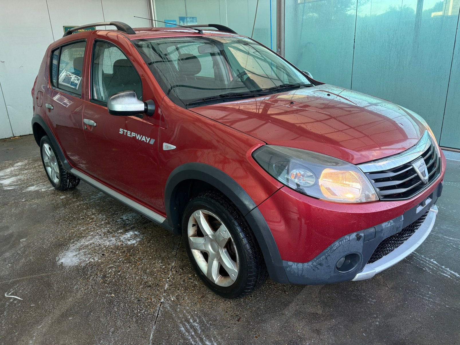 Climatiseur Dacia Sandero Stepway 2010 1.6i, Autos, Achat, Boîte manuelle, Particulier, Sandero