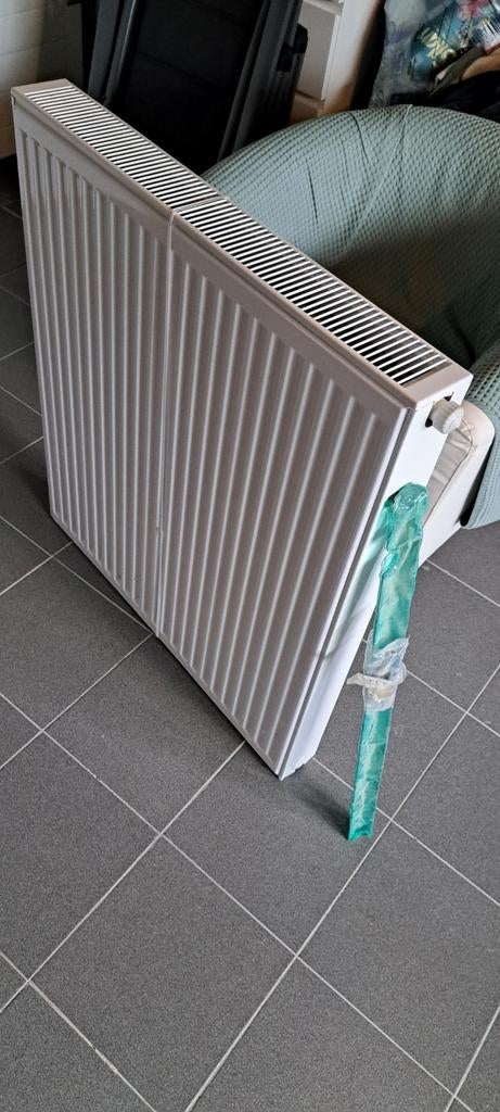 Radiateur neuf 80x90, Bricolage & Construction, Chauffage & Radiateurs, Enlèvement, Radiateur