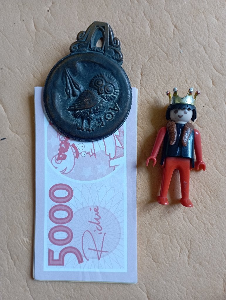 402) rijke mensen zwart geld houder.... Papierklem, Ophalen of Verzenden