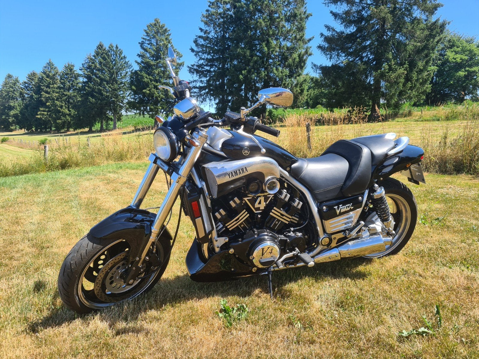 yamaha v max, Motos, Motos | Yamaha, Particulier