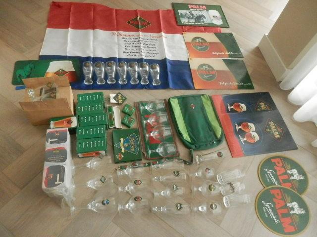 Collection d'articles Palm, des lunettes et harmonica, etc., Collections, Marques de bière, Comme neuf, Autres types, Palm, Enlèvement