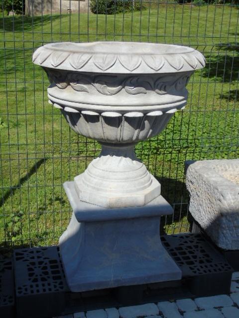 jardinière vasque en pierre bleu , taillé dans la masse !, Enlèvement, Utilisé