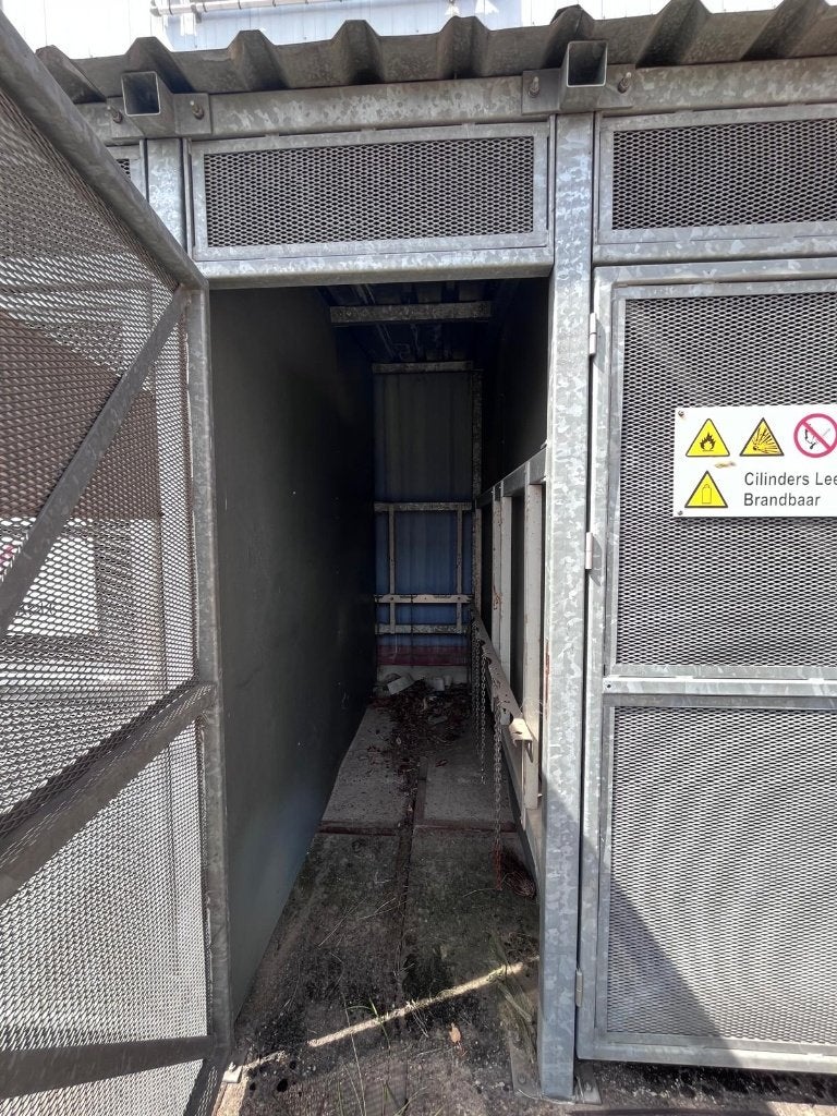Gasflessenopslag met 5 afsluitbare compartimenten, Enlèvement