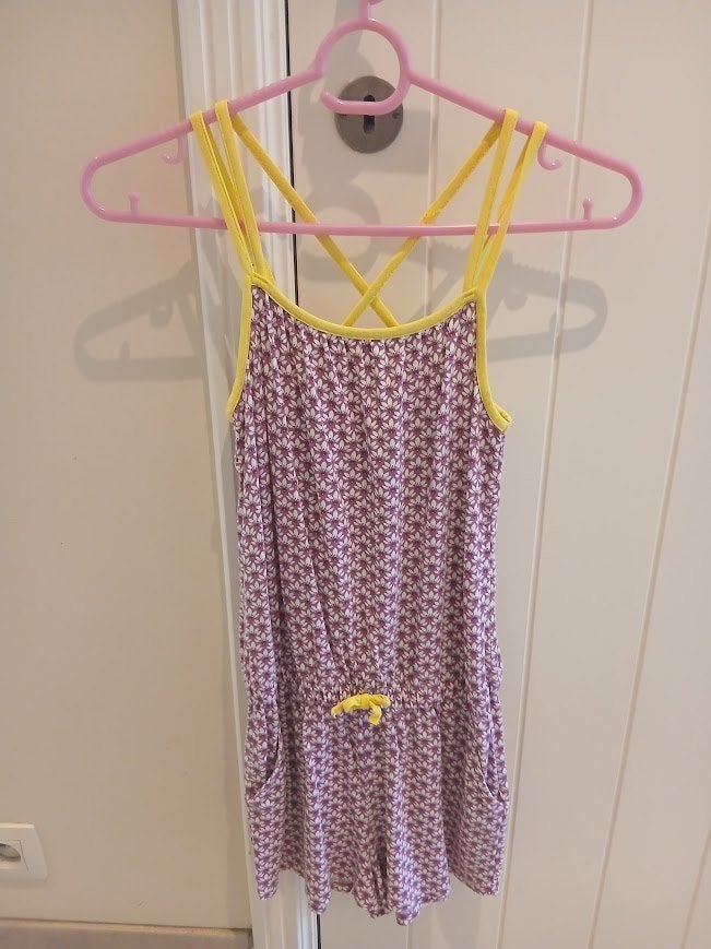 playsuit maat 146 C&A, Enfants & Bébés, Vêtements enfant | Taille 146, Pantalon, C&A, Enlèvement ou Envoi, Utilisé