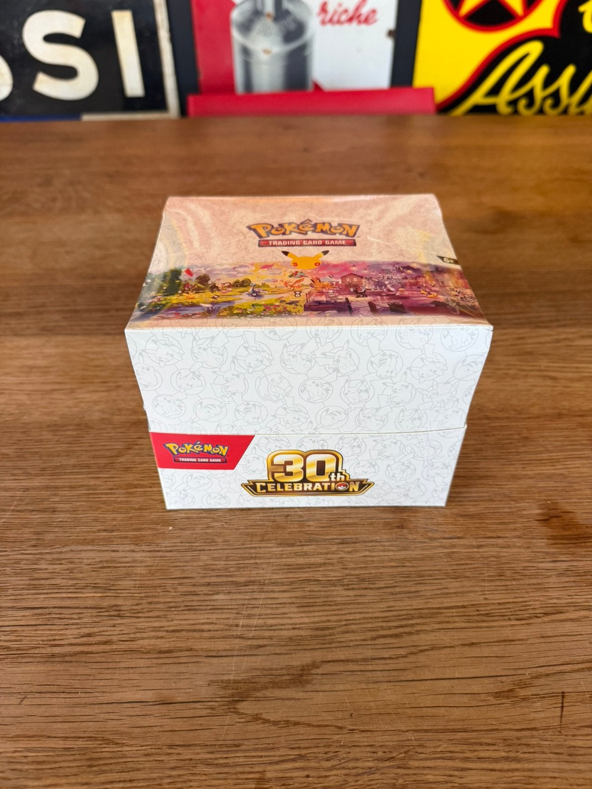 Pokemon 30th Celebrations Sealed Mini Tin Display, Enlèvement, Neuf