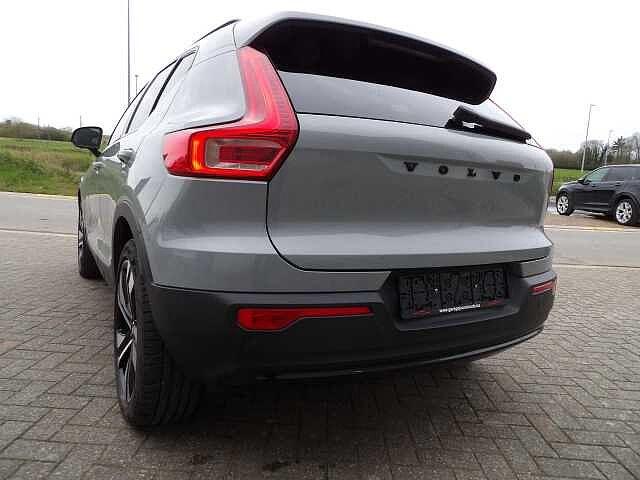 Volvo XC40 2.0 B3 MHEV Ultimate, Autos, Argent ou Gris, Achat, Entreprise, https://public.car-pass.be/vhr/5a15c912-e53b-41e4-9289-d6550ab43bd9
