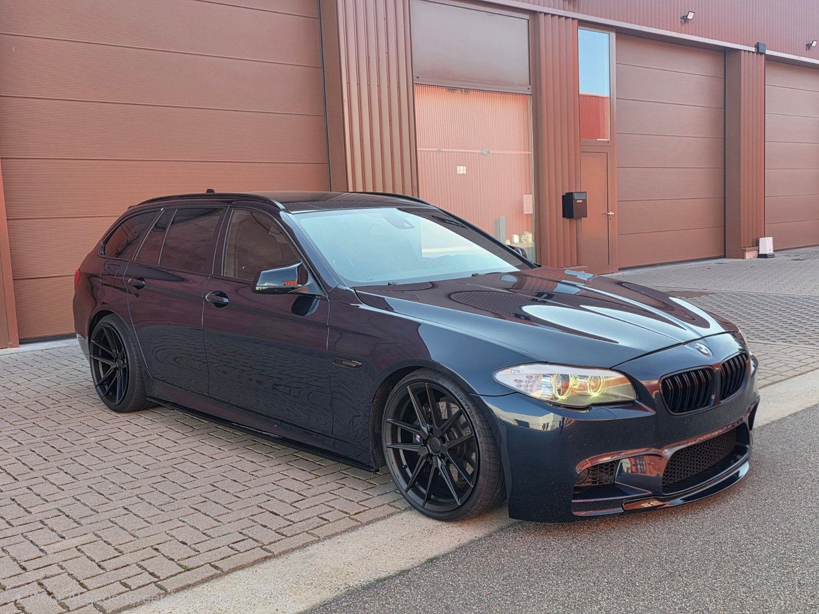Bmw f11 535d top staat LICHTEVRACHT !!, Auto's, Automaat, Euro 5, 230 kW, Zwart