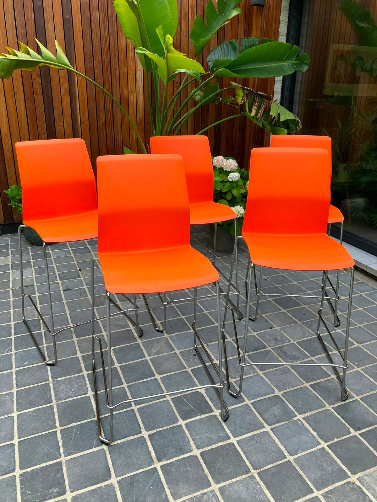 5 barstoelen Kinnarps, Ophalen, Zo goed als nieuw