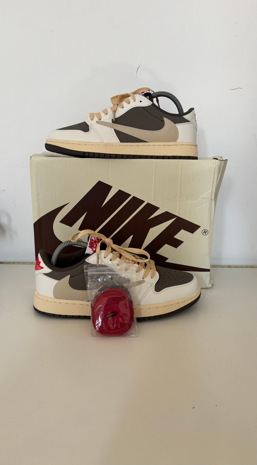 Nike air jordan travis scott, Kleding | Heren, Schoenen, Ophalen of Verzenden, Zo goed als nieuw, Bruin