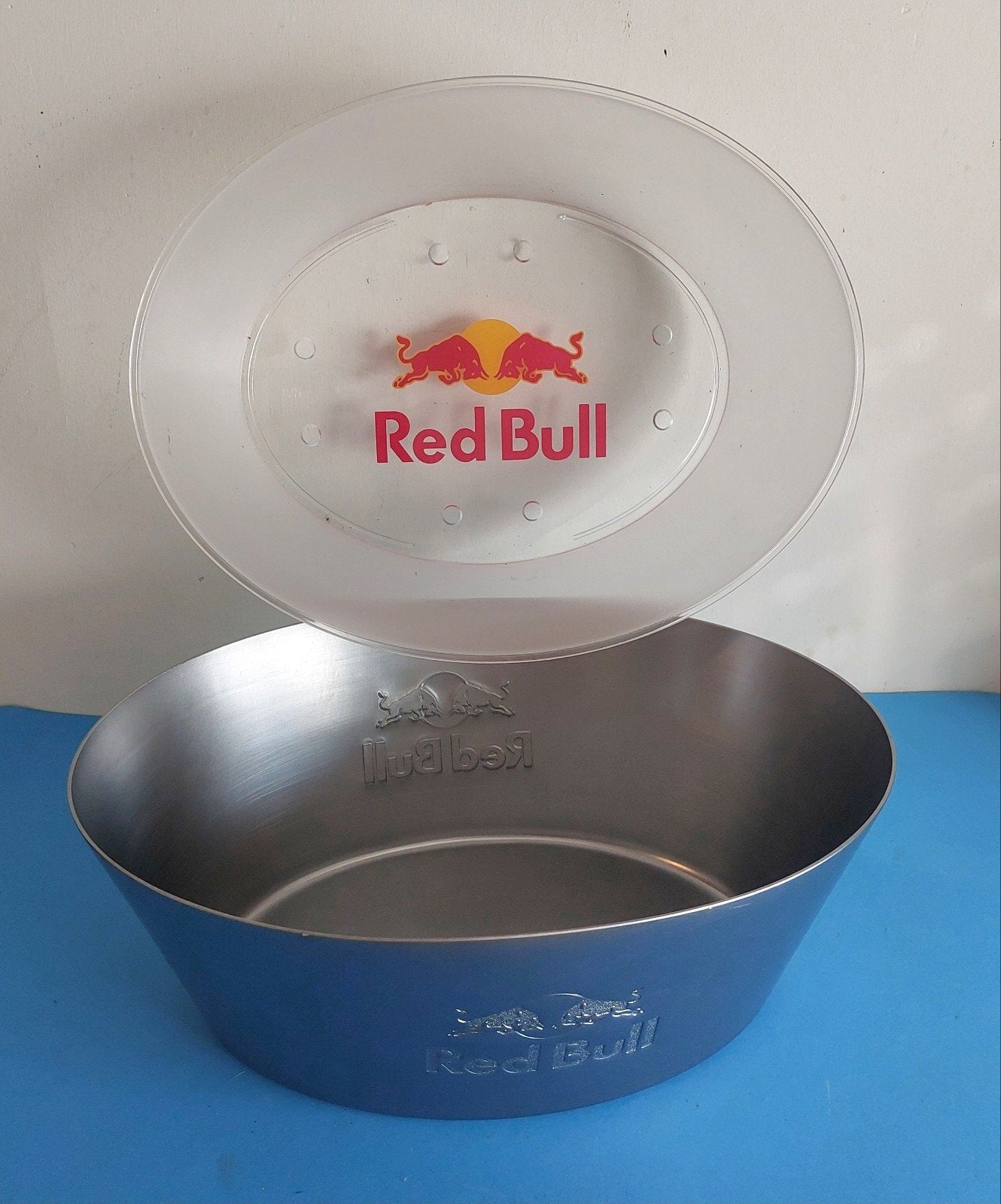 Red Bull vasque a glace ... grand et neuf, Collections, Marques & Objets publicitaires, Enlèvement ou Envoi, Neuf, Ustensile