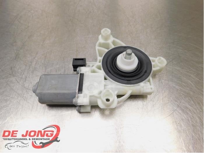 Moteur de vitre portière d'un Mercedes E-Klasse, 3 mois de garantie, Utilisé, -, -