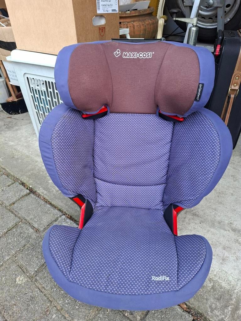 Kinderstoel voor in de auto 15euro, Enlèvement