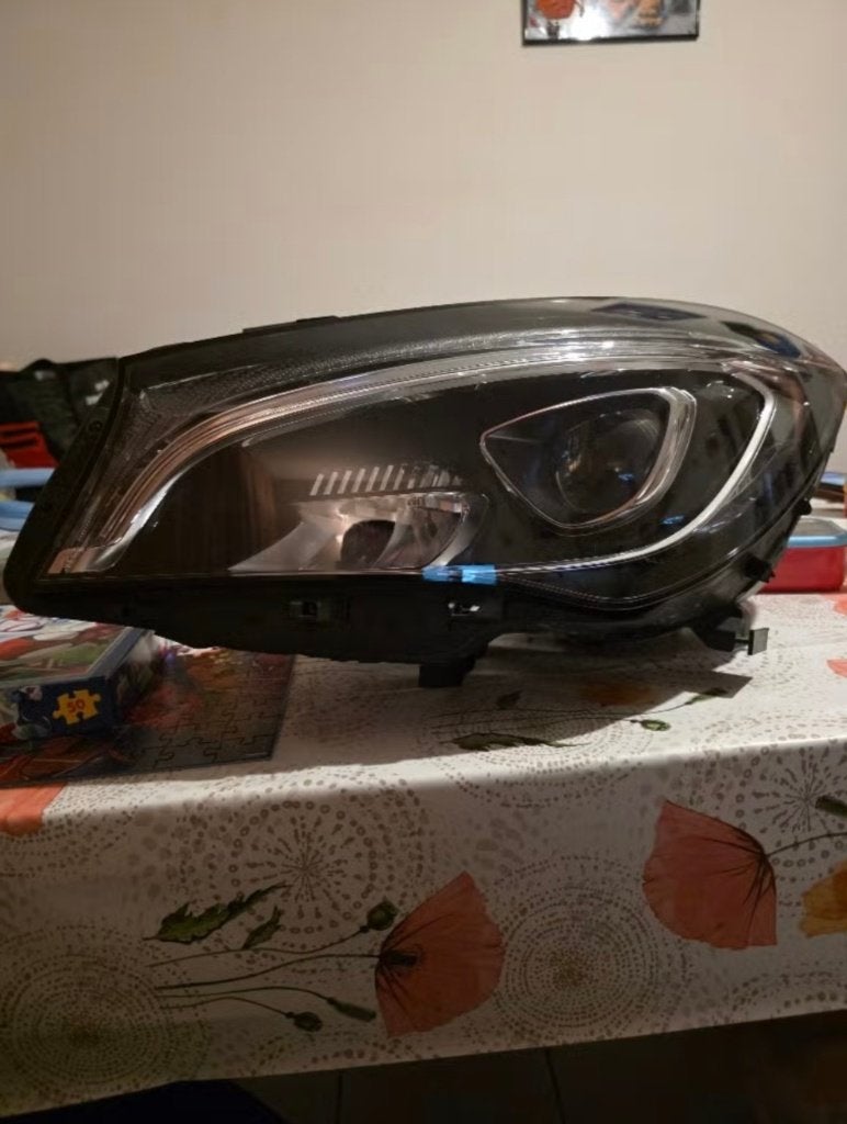 Phare à LED gauche Mercedes CLA W117 Facelift (A1178206761), Enlèvement, Utilisé, Mercedes-Benz