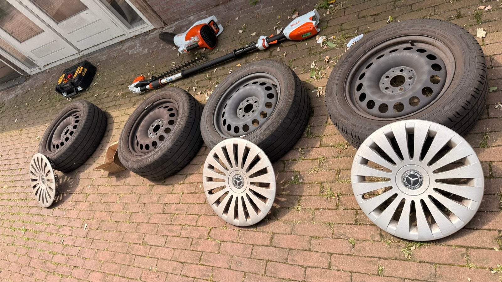 4 Continental ContiVanContact 200 225/55 R17 C 3-4mm, Auto-onderdelen, Ophalen, Bestelwagen, Band(en)