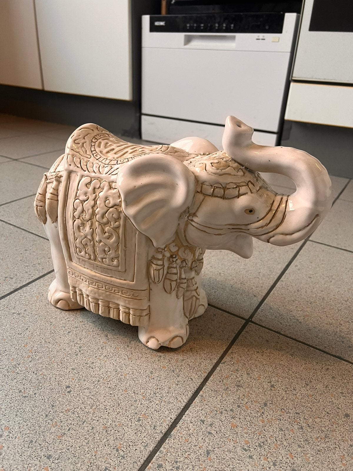 Vintage keramieken olifant, Ophalen