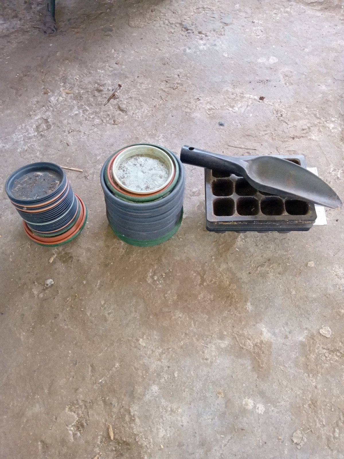 zaaie potjes, plastic schepje,schoteltjes, Ophalen