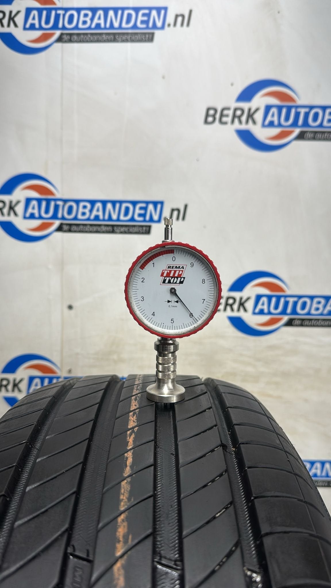 2x Michelin Primacy 4 ZP (RFT) 205/60 R16 92W 205/60/16 2056, Gebruikt, -, Band(en), Zomerbanden