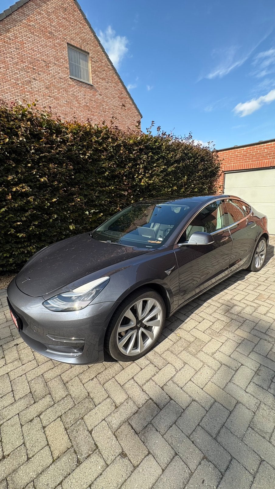 Tesla modèle 3, Cuir, Argent ou Gris, Achat, Euro 6