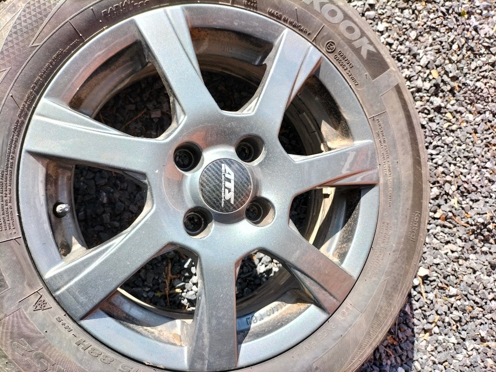 Kit de roues hivers Ford Fiesta, Autos : Pièces & Accessoires, 15 pouces, Pneus et Jantes, Pneus hiver, Véhicule de tourisme