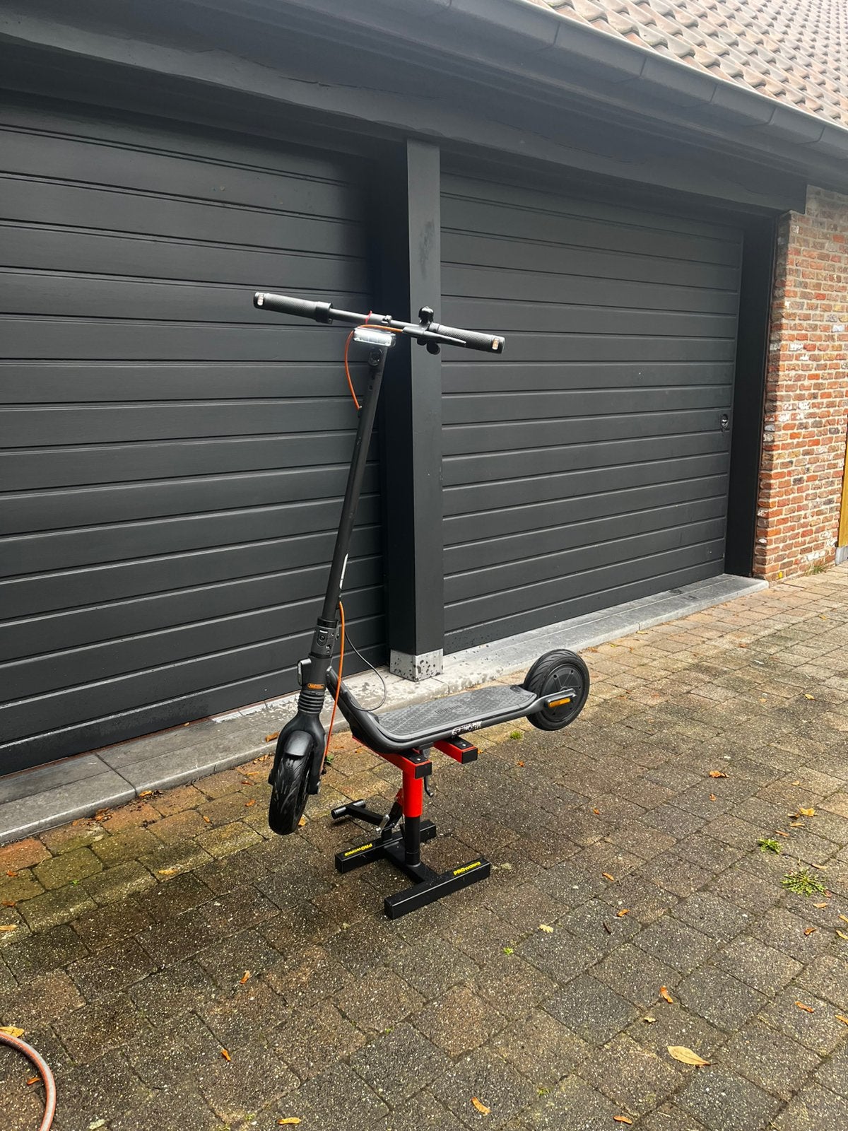 Segway-Ninebot F2 Pro (traction arrière) — 1000 km, Enlèvement, Comme neuf