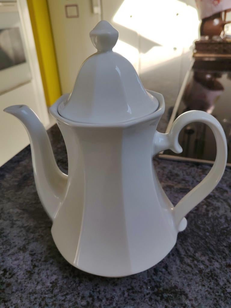 Witte porseleinen koffiepot, Antiek en Kunst, Ophalen