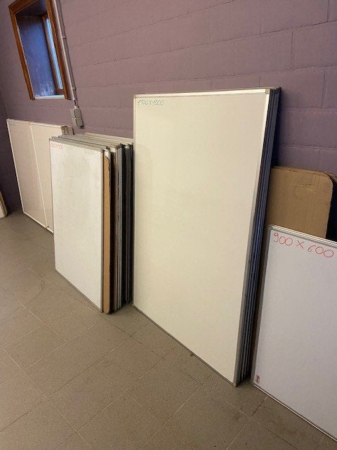 WHITEBOARDS DIVERSE AFMETING+WISSER/STIFT, Huis en Inrichting, Woonaccessoires | Memoborden, Ophalen, Gebruikt, Magneetbord
