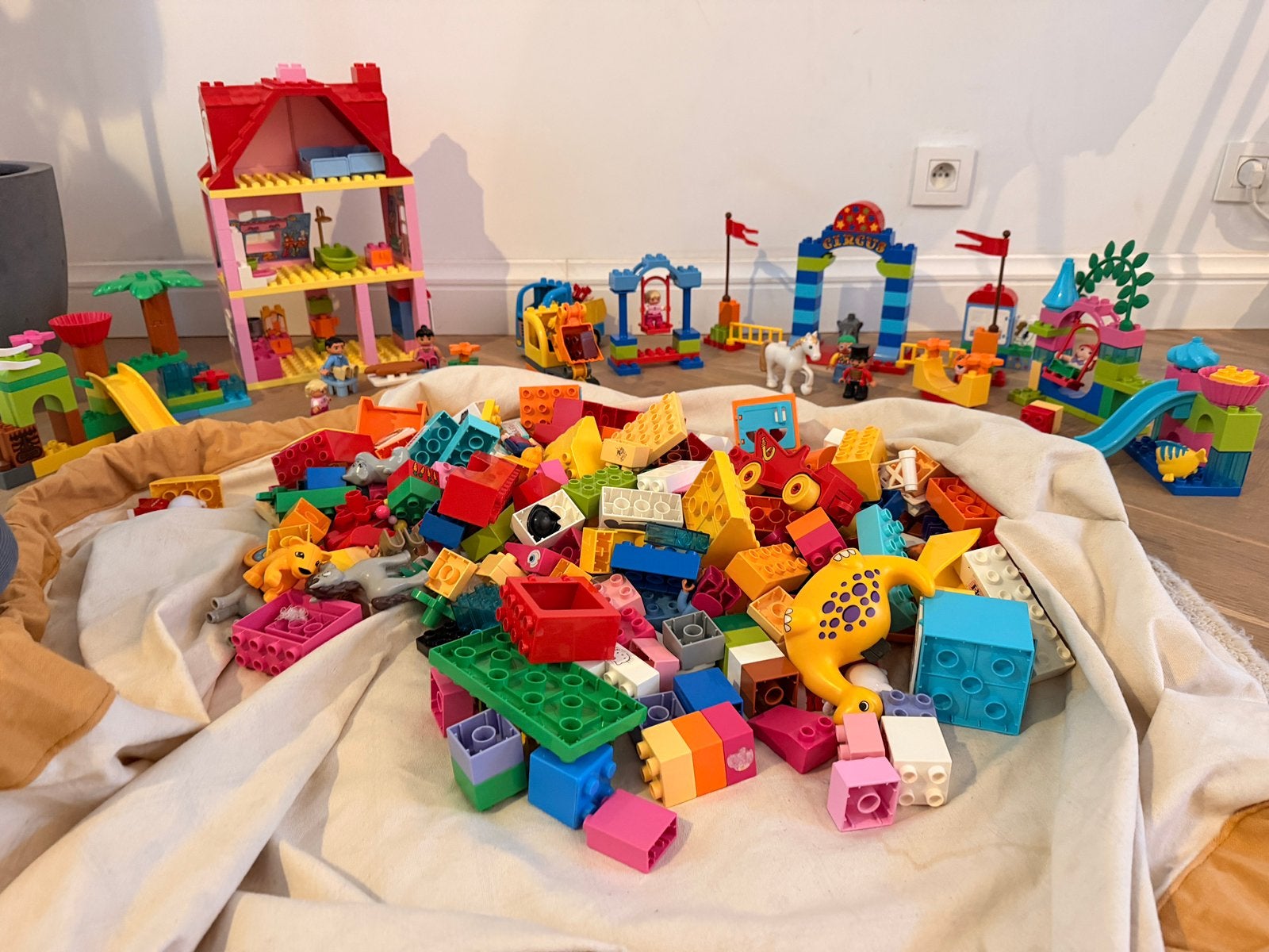 grote verzameling van Duplo, meer dan 9 sets, Enlèvement ou Envoi, Comme neuf