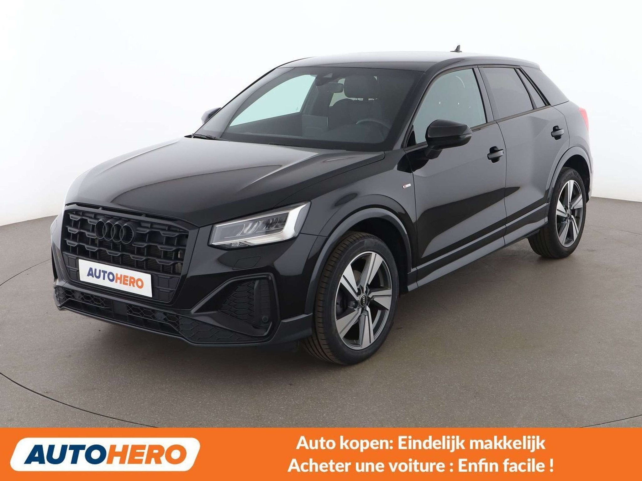 Audi Q2 35 TFSI S line (bj 2024, automaat), 1380 kg, Zwart, 5 zetels, 5 deurs