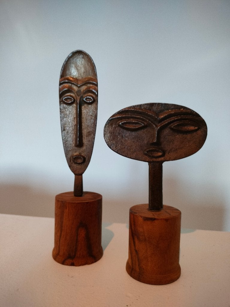 Set met 2 exotische beeldjes, Antiek en Kunst, Kunst | Beelden en Houtsnijwerken, Minder dan 20 cm, Ophalen of Verzenden, Beeld