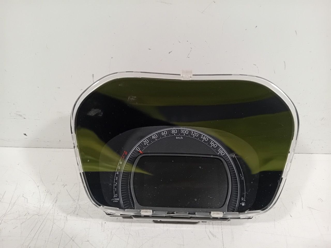 Cockpit Toyota Aygo, Onderdelen@venauto.nl, Van der Ven Autorecycling B.V., Ettenseweg 76, 4706 PB Roosendaal, The Netherlands