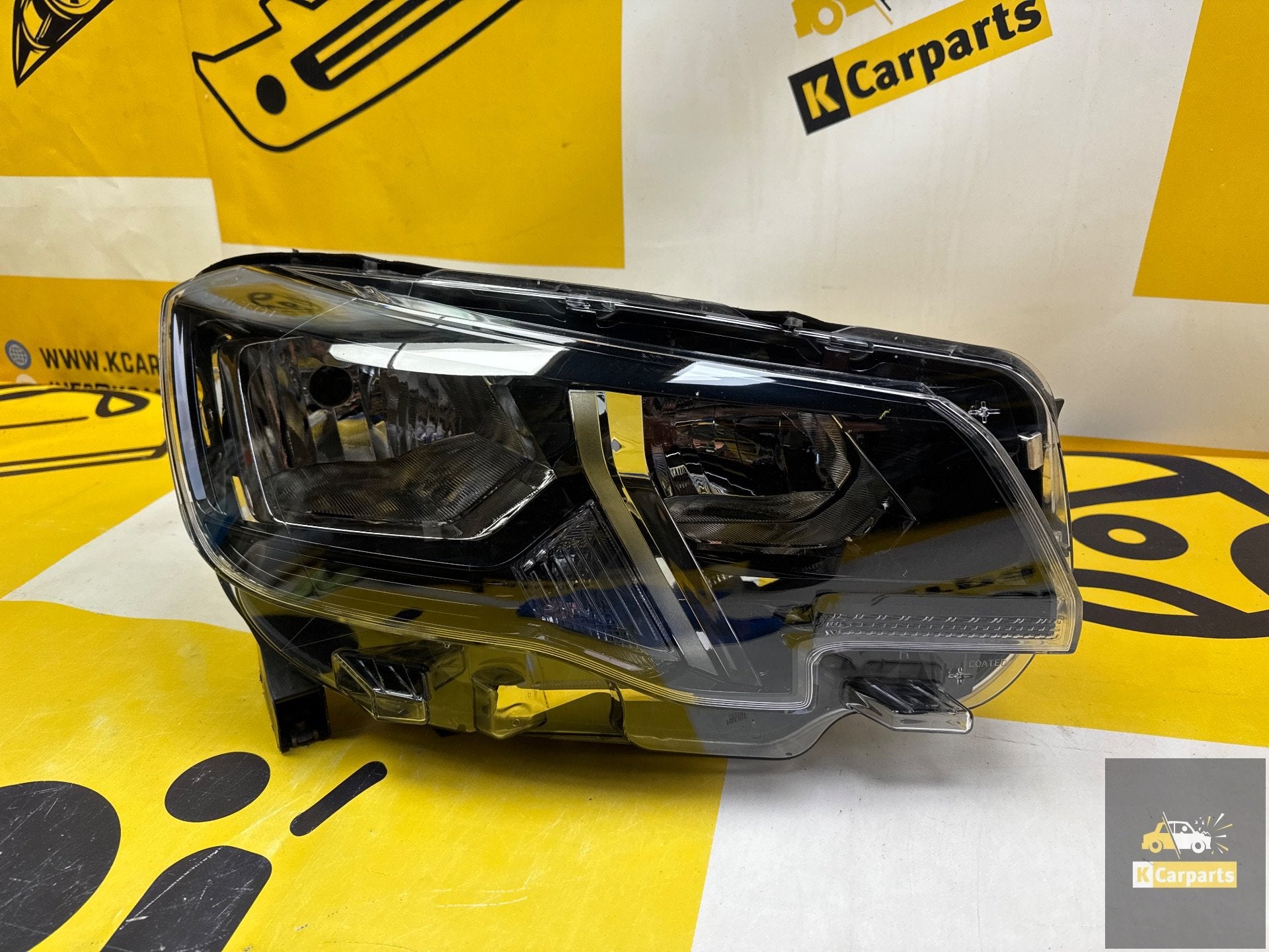 Phare Peugeot Rifter partenaire halog ne droit 9816826880, Autos : Pièces & Accessoires, Taurusavenue 1
2132 LS  Hoofddorp, NL