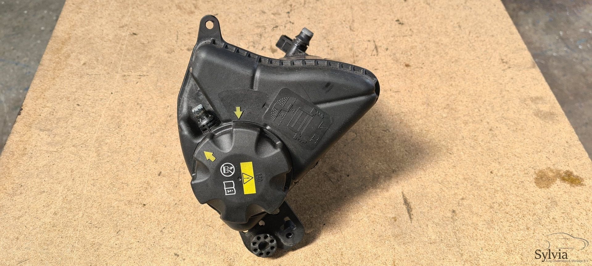 Expansievat Koelvloeistof Reservoir BMW 5 / 6 / 7 serie F 76, -, Utilisé, -, -