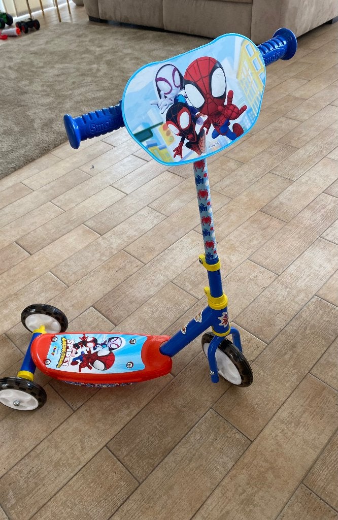Trottinette enfants Spidey, Vélos & Vélomoteurs, Enlèvement, Comme neuf, Autres types, Autre