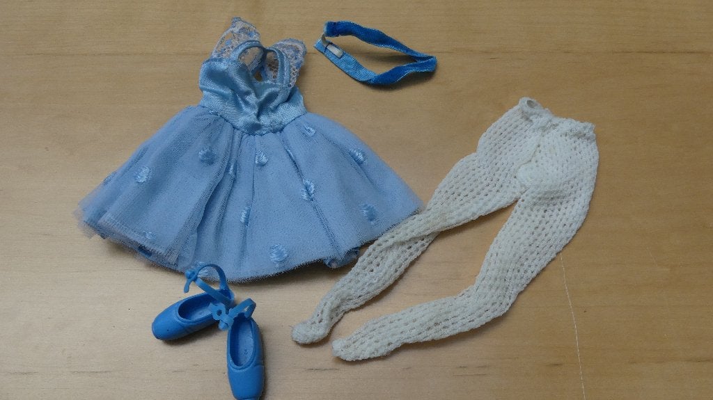 Vintage Fleur ballerina outfit, Verzamelen, Ophalen, Gebruikt, Kleertjes