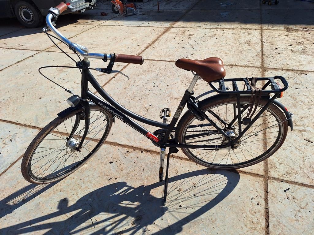 Batavus damesfiets amper met gereden, Ophalen