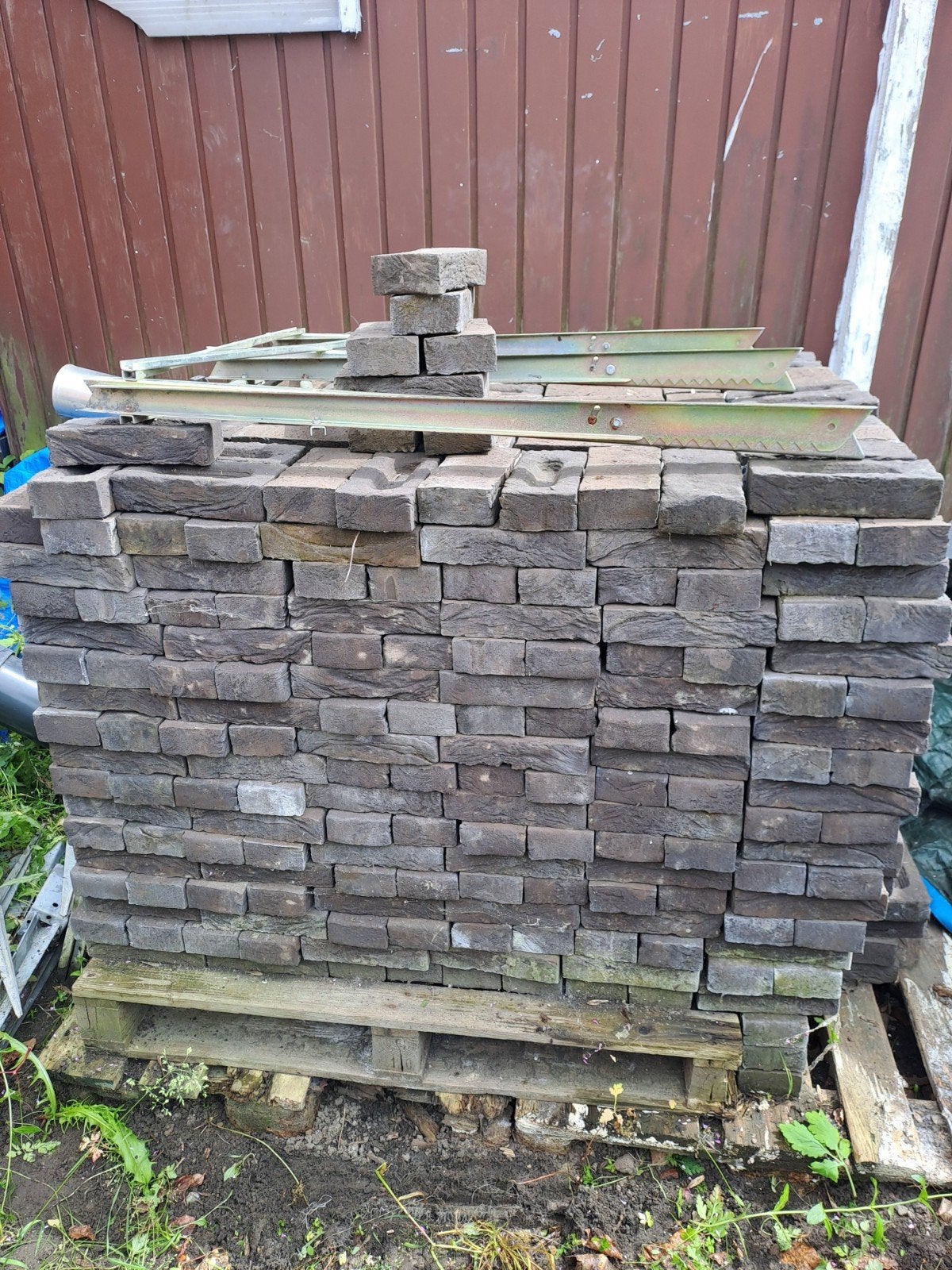 Zwarte bakstenen, Tuin en Terras, Ophalen