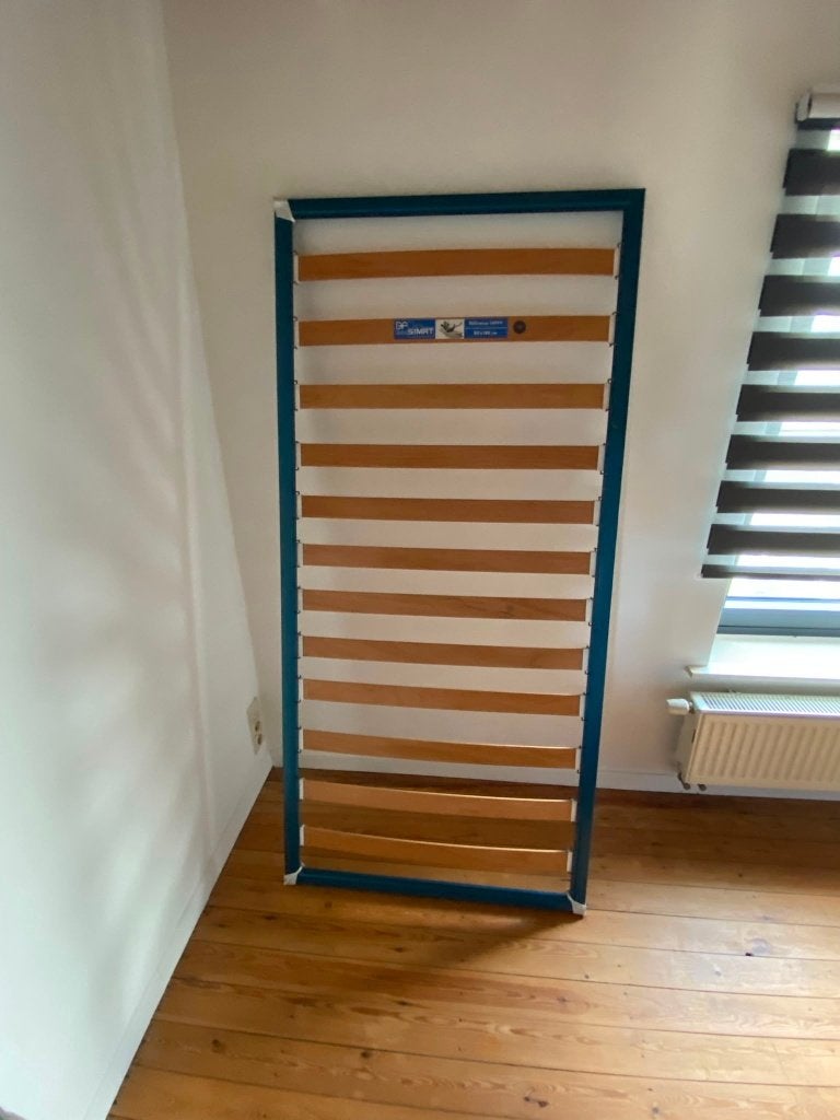 Lattenbodem metalen frame GRATIS, Huis en Inrichting, Slaapkamer | Bedden, Ophalen, 90 cm, Eenpersoons, Blauw