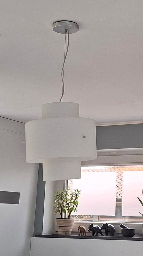 Suspension en verre dépoli, Enlèvement