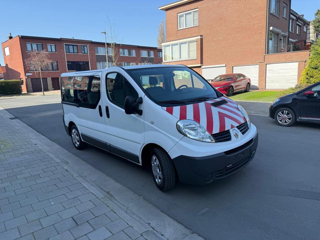 RENAULT TRAFIC 2.0 TDCI À CABINE DOUBLE 2009 97000 KM INSPEC, Autos, Achat, 5 portes, Diesel, Particulier