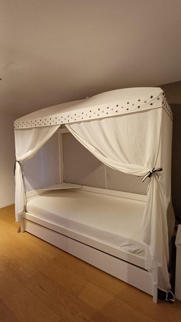 Lit enfant à baldaquin 90/200cm + lit d'appoint, Matelas
