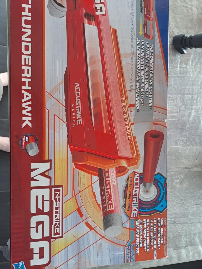 Nerf Mega Tunderhawk, Enlèvement