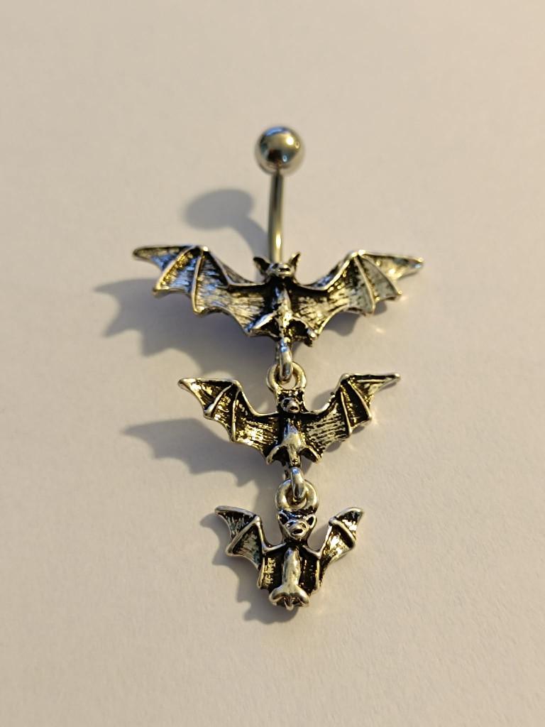 Piercing nombril chauve souris triple bijoux pendentif aile, Bijoux, Sacs & Beauté, Piercings, Envoi, Neuf, Acier, Piercing nombril