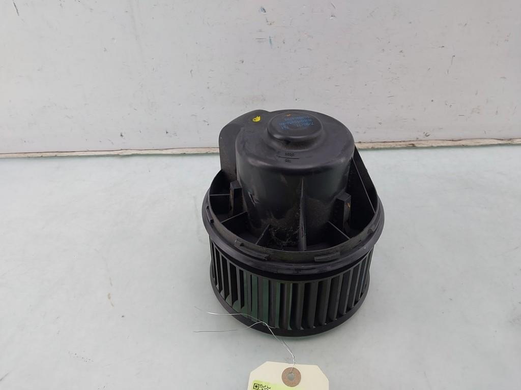 KACHEL VENTILATORMOTOR Ford Focus 3 (01-2010/01-2020), Gebruikt, Henry-Ford-Straße  1
50735  Köln, DE, Ford-Werke GmbH, Kunden@ford.com