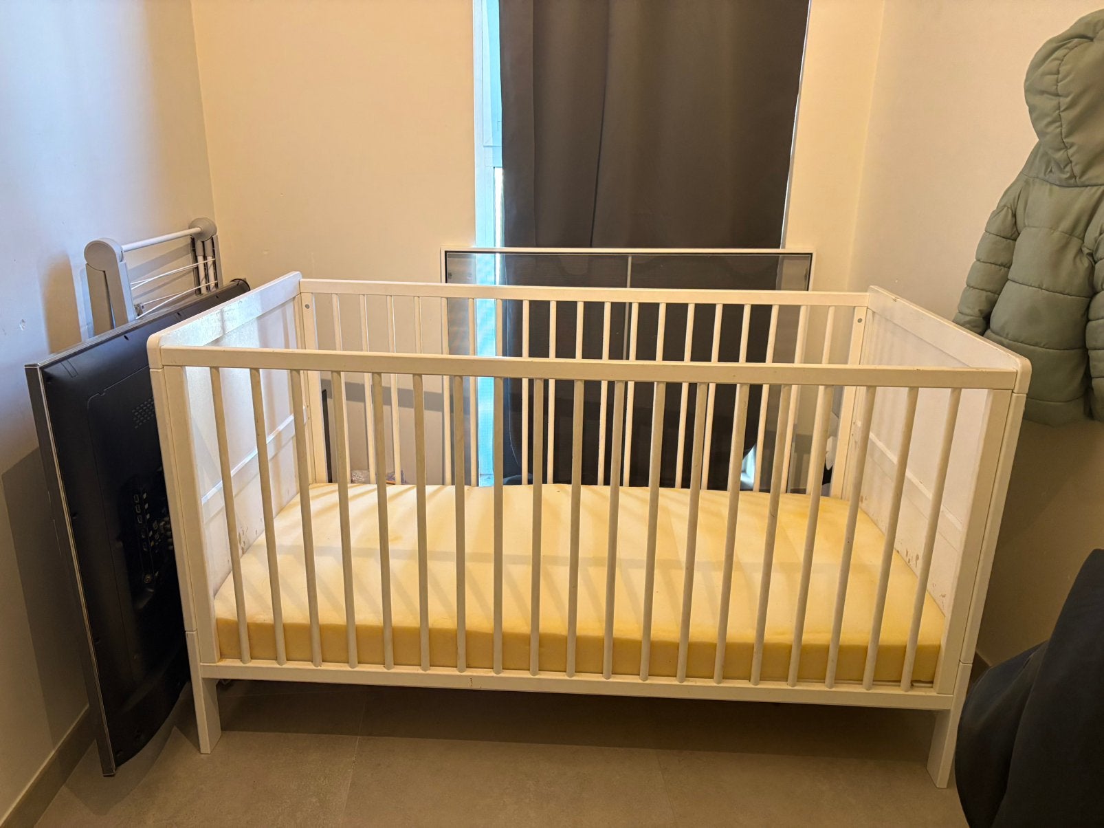 Meegroei bed, Ophalen, Zo goed als nieuw, Matras