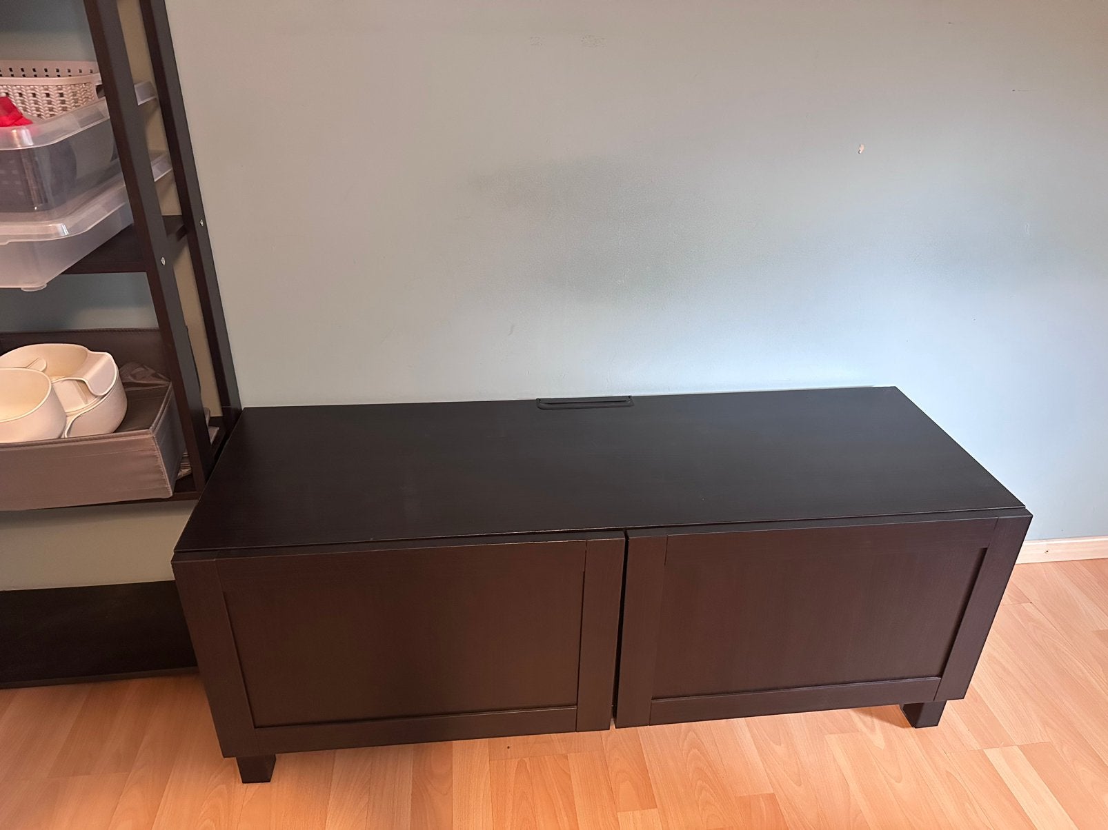 IKEA BESTÅ tv-meubel / opbergkast – zwartbruin – 120 cm, Ophalen, Gebruikt, 100 tot 150 cm, Minder dan 100 cm