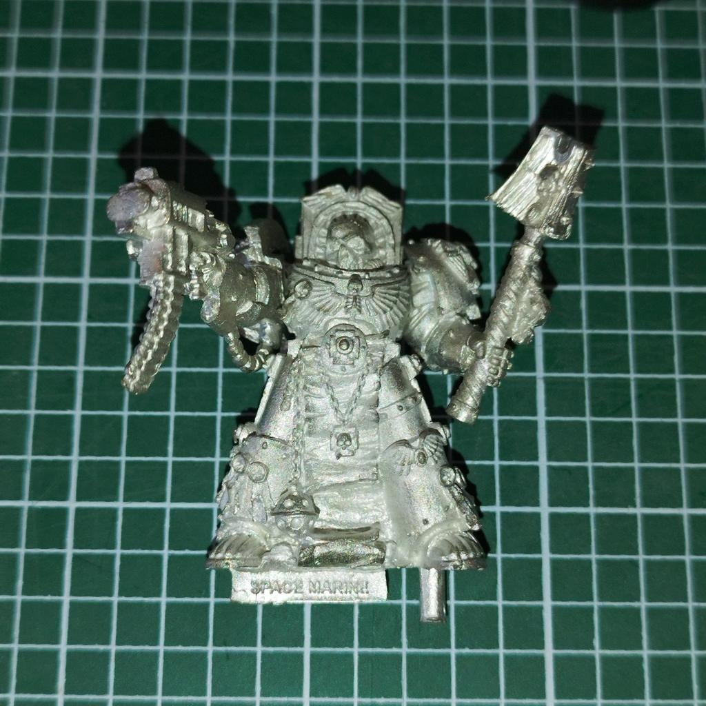 Warhammer 40.000 Citadel-kavels, Warhammer